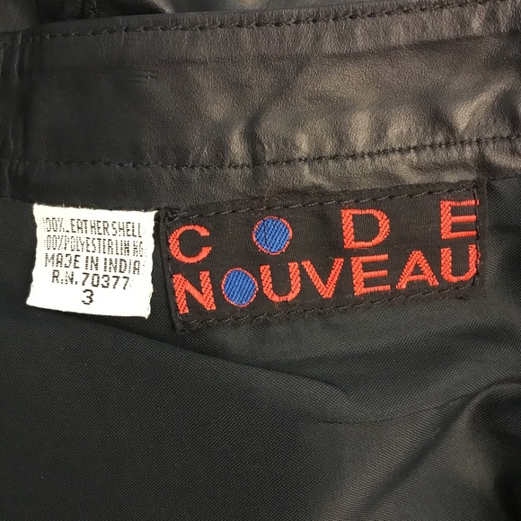 VINTAGE CODE NOUVEAU LEATHER MINI SKIRT SIZE 3 - Picture 3 of 4